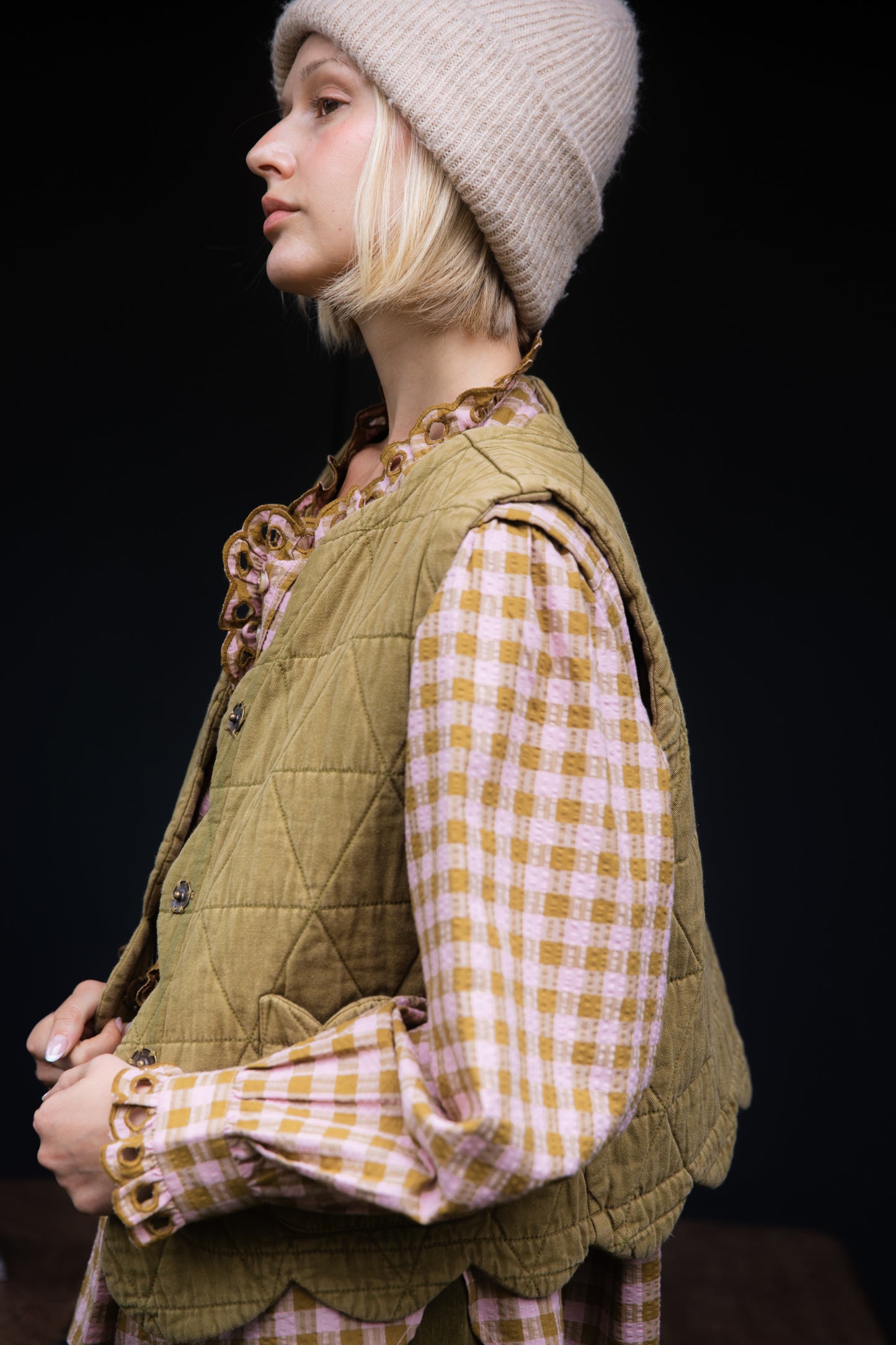 Estelle Gilet in Olive