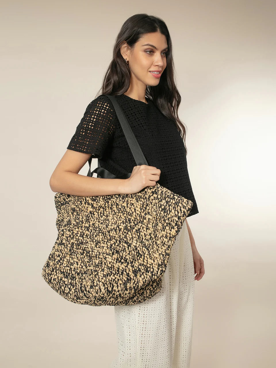 Larkin Shopper