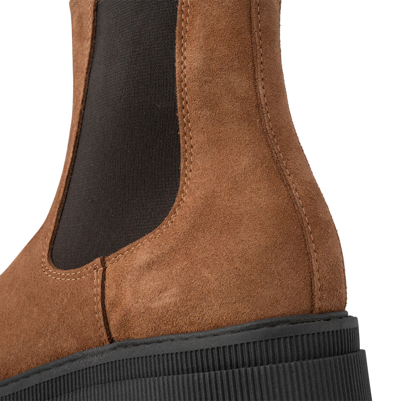 Sanna Suede Chelsea Boots - Brown
