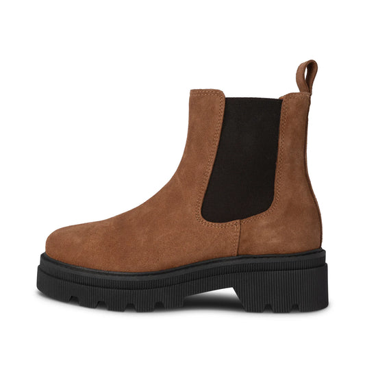 Sanna Suede Chelsea Boots - Brown