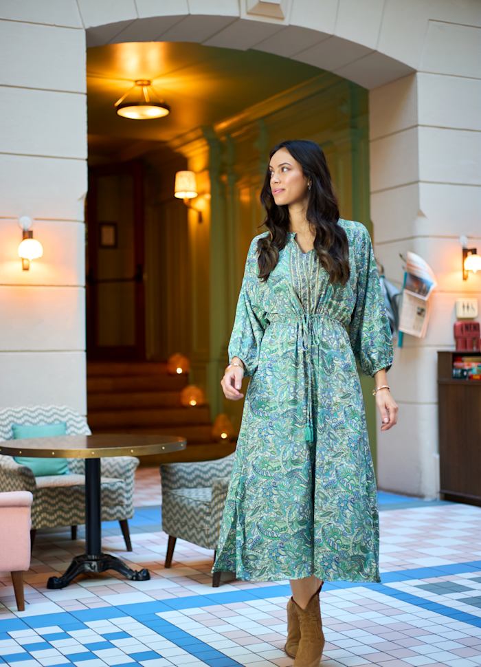 Luna Ragland Dress in Sea Green