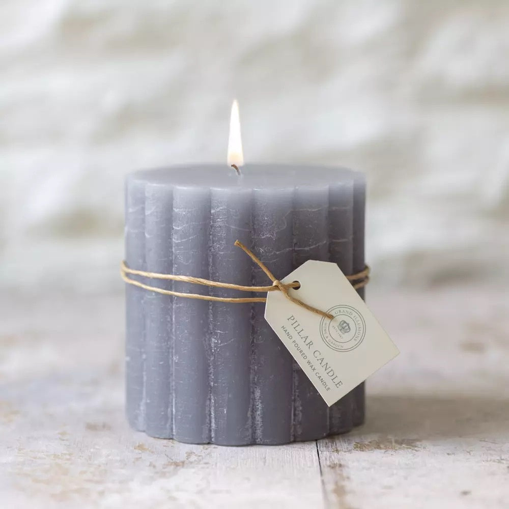 Rustic Scalloped Pillar Candle - Small in Light Grey